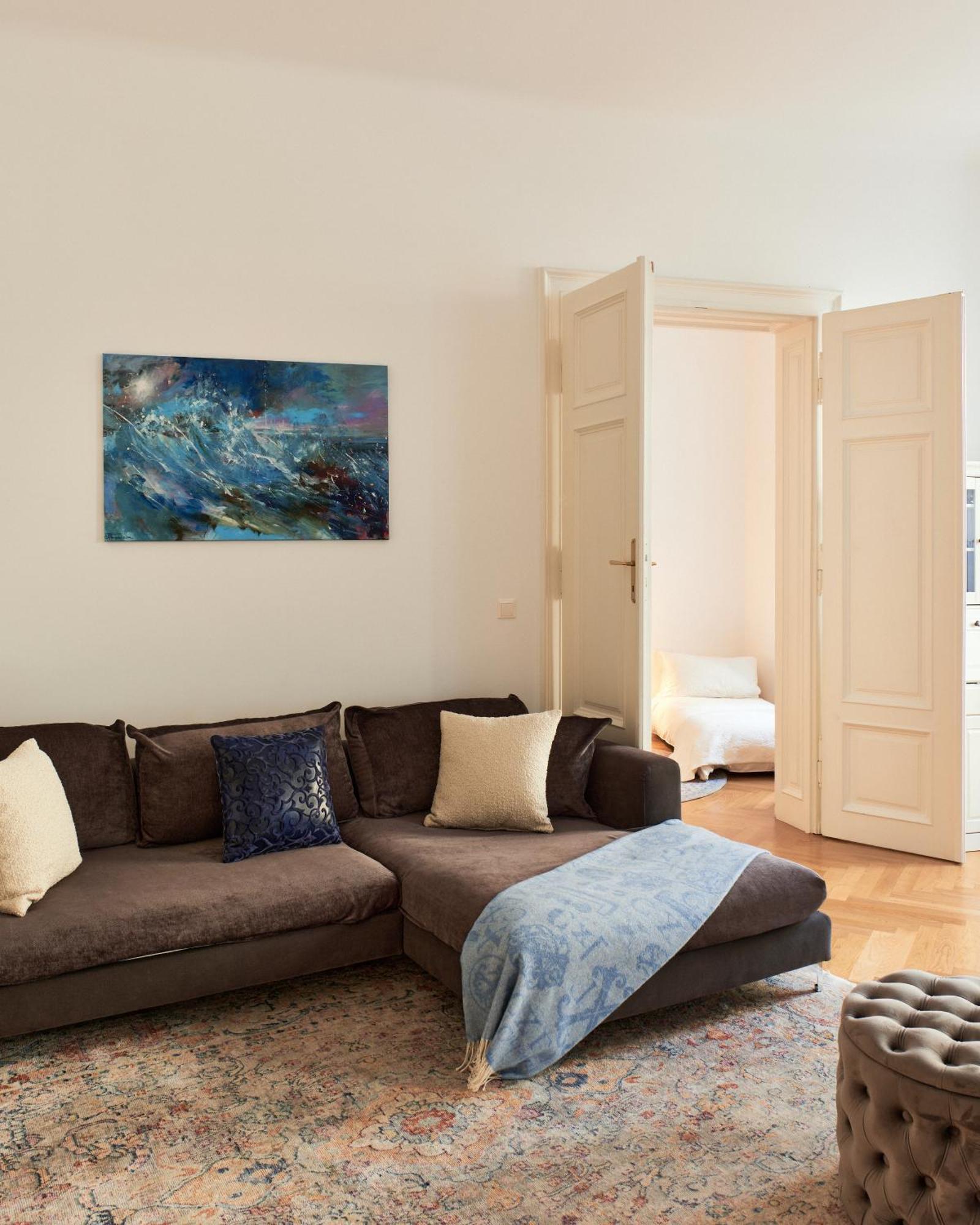 Apartment Spacious & Elegant, Ideal Location *